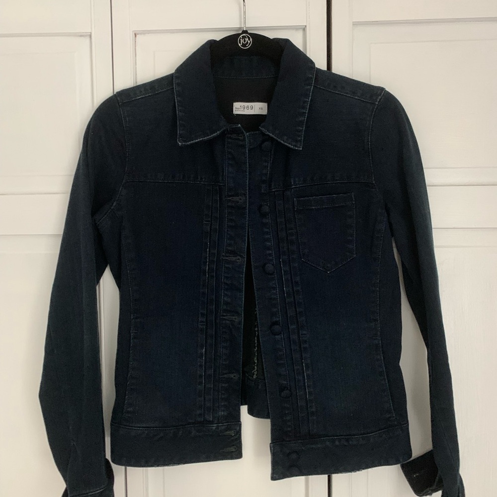Women's Denim Jacket in Dark Blue